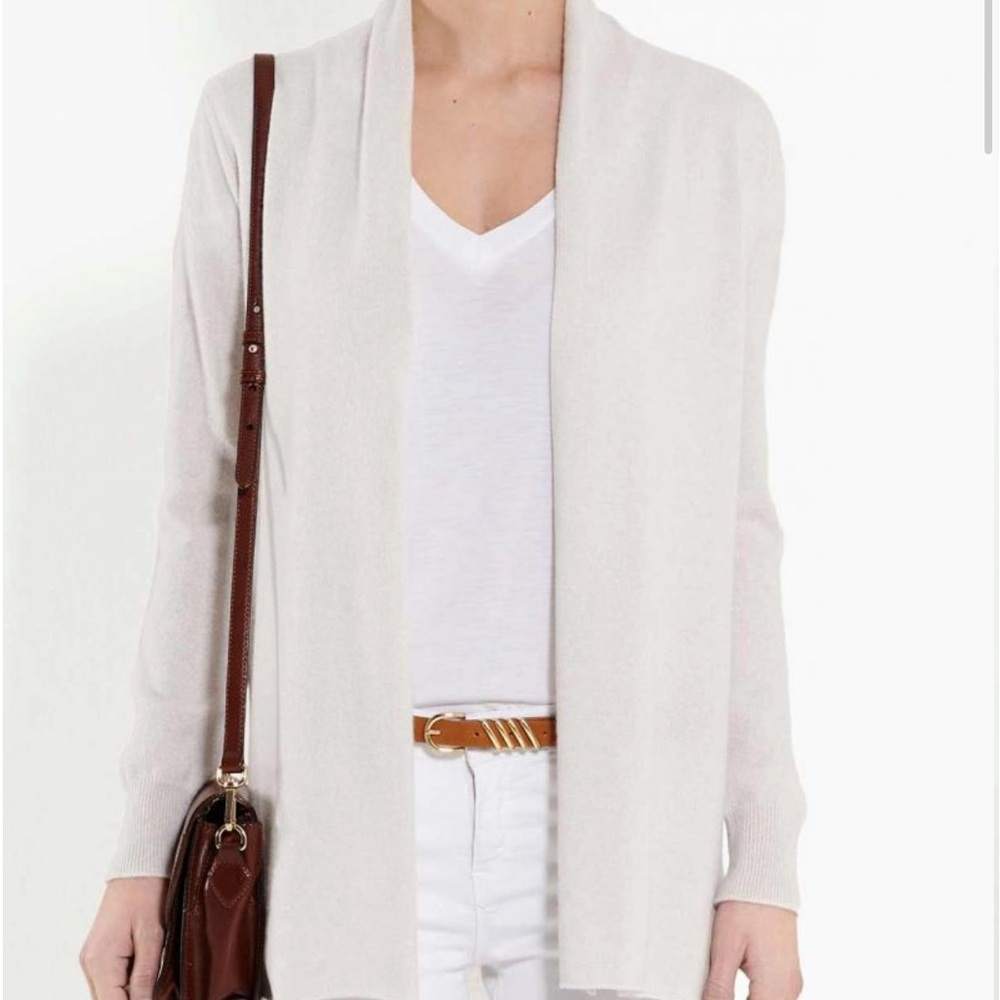 Bloomingdale's Soft Cream Cashmere Top XS